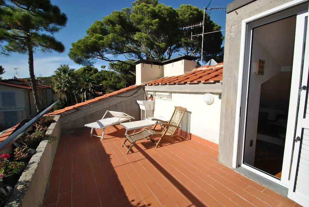 Case Vacanze Villa Marina Castiglioncello 0*,
