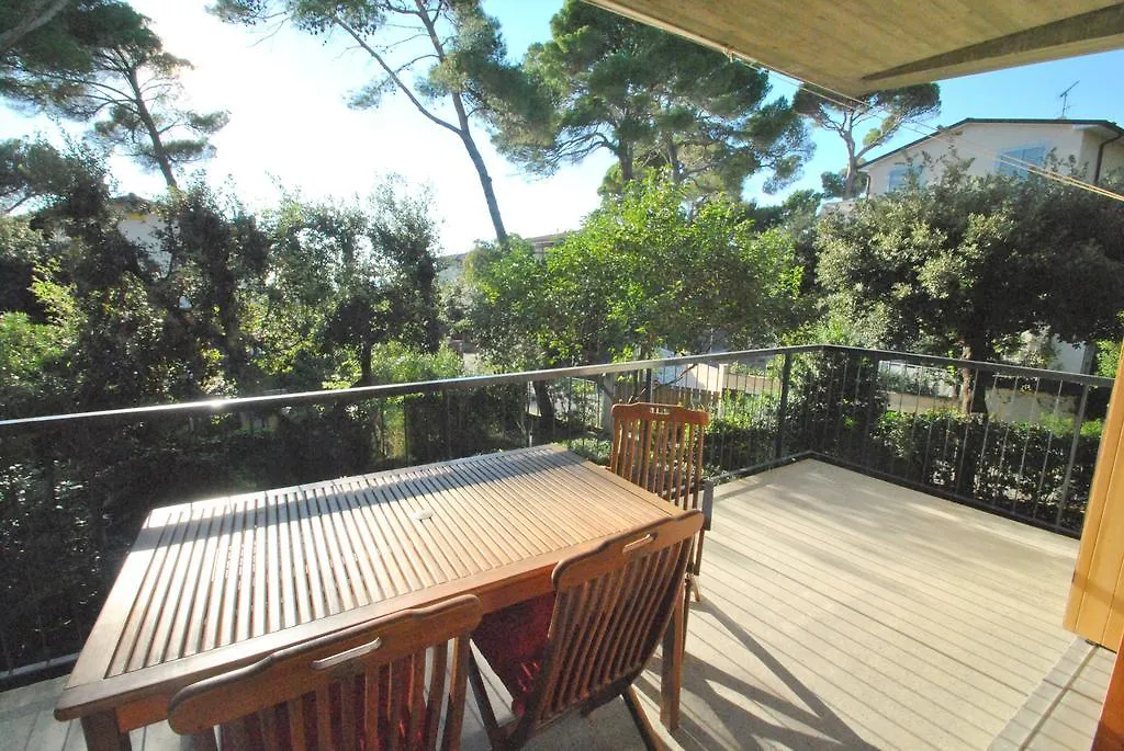 Case Vacanze Villa Marina Castiglioncello 0*,  Italy