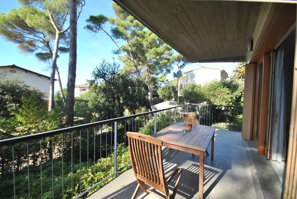 Case Vacanze Villa Marina Castiglioncello 0*,  Italy