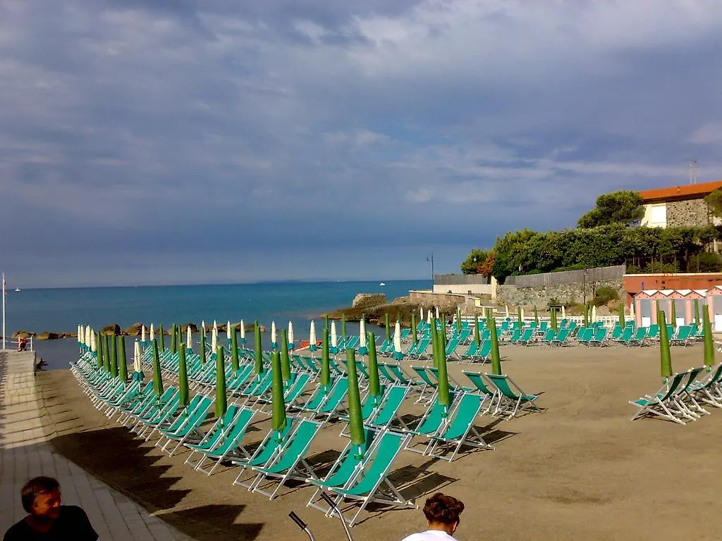 Case Vacanze Villa Marina Castiglioncello