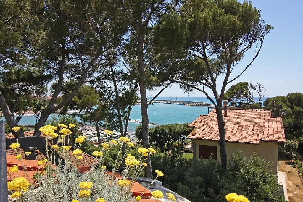 Apartment Case Vacanze Villa Marina Castiglioncello Italy