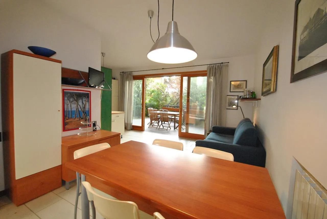 Case Vacanze Villa Marina Castiglioncello 0*,  Italy